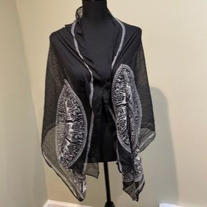 NWOT chiffon scarf/wrap - artistic - fasionalble - black